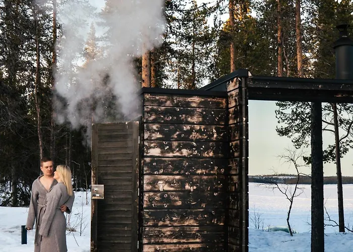 Polaris Blaekk Villa